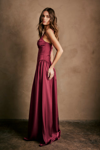 STIMULUS GOWN